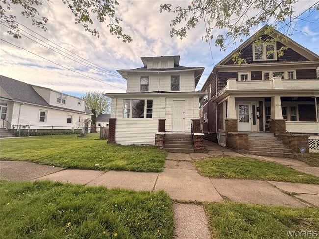 Building Photo - 2020 Forest Ave