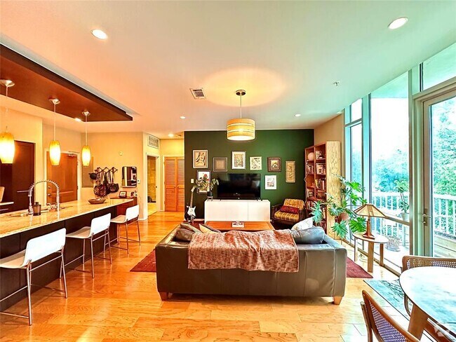 Building Photo - 1600 Barton Springs Rd Unit 2207 Rental