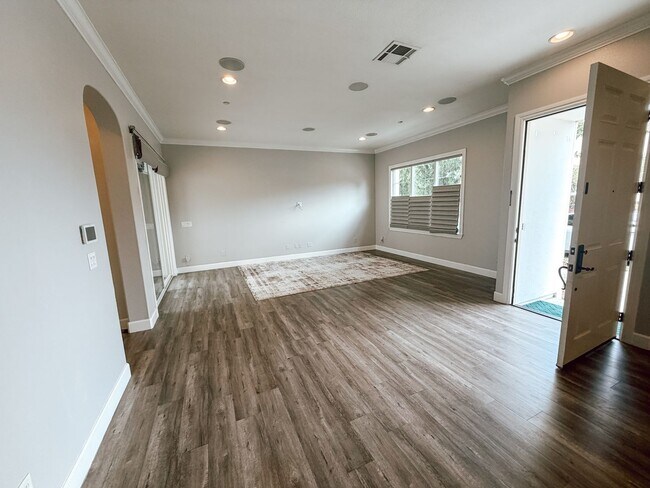 Photo - Lovely Home in San Ramon Available Now!