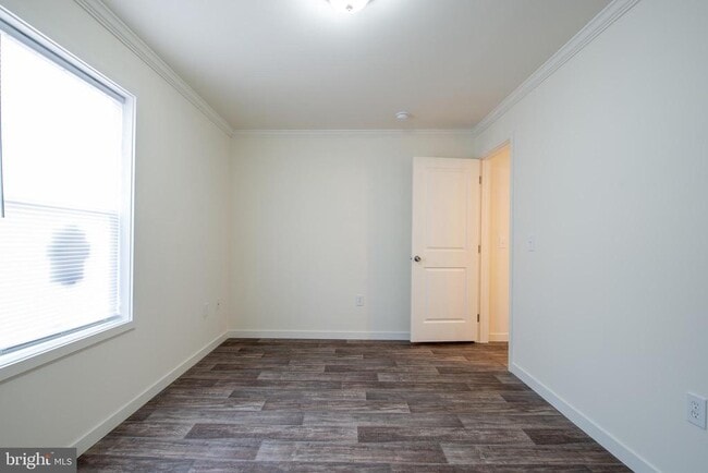 Photo - 19 Loxley Ln