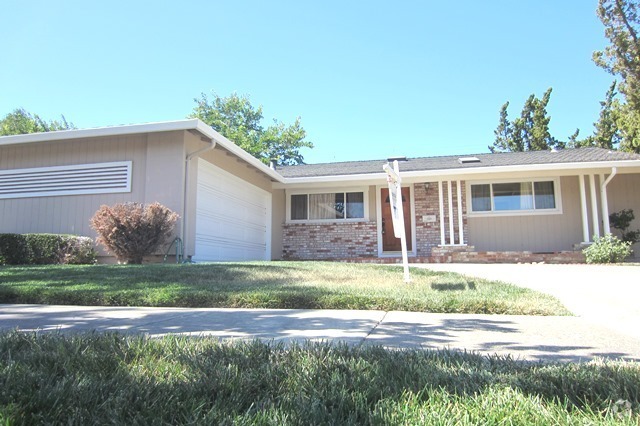 Building Photo - Spacious Home in Cupertino, Hardwood Floor...