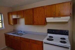 Kitchen - Oakridge Apartments