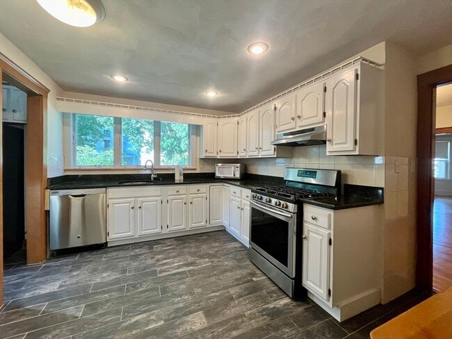 Photo - 116 Medford St Unit 1