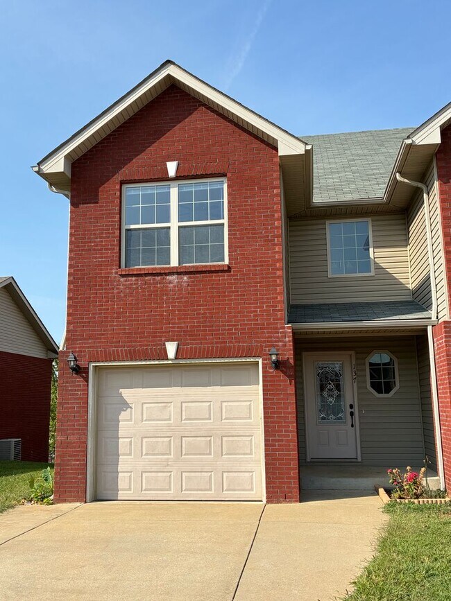Building Photo - 137 Twin Lakes Dr Rental