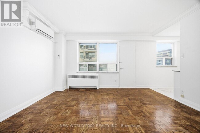 Photo - 88 Bernard Ave Unité 608