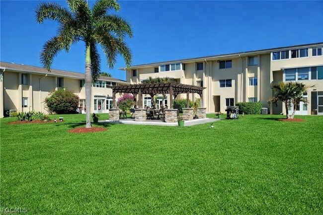 Building Photo - 333 Joel Blvd Unit 131