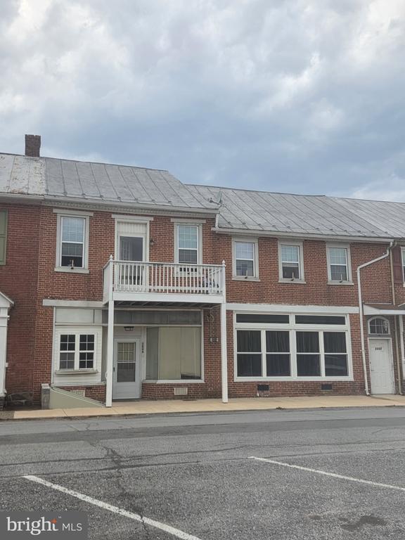 Photo - 304 N Front St