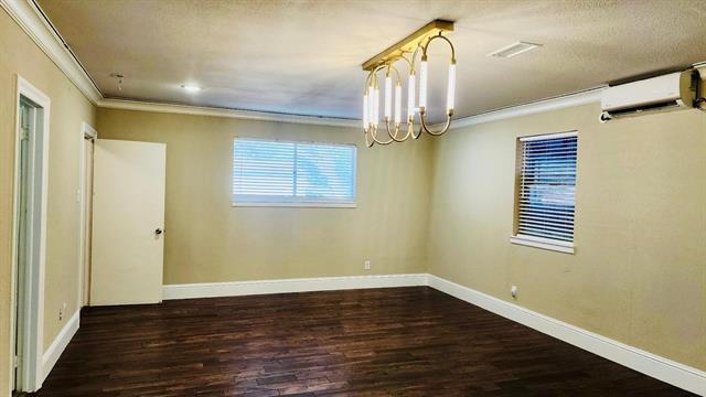 Photo - 2315 Homeway Cir