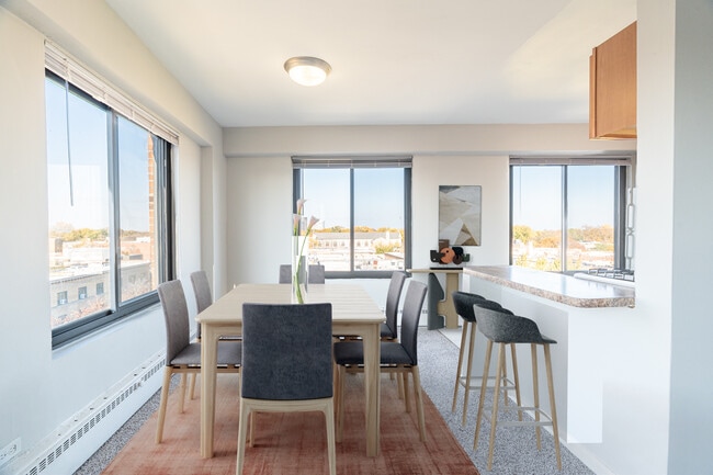 Photo - Main Station Apartments