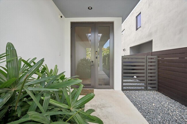 Photo - 3458 Day Ave