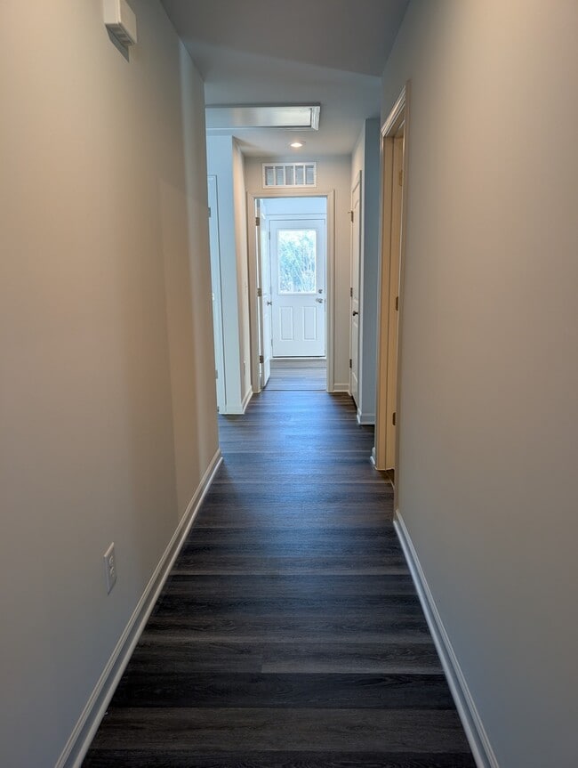 Photo - 6717 Hardwick Ln