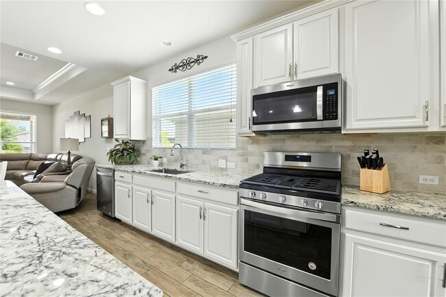 Photo - 107 Calhoun Ln