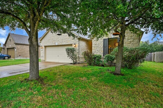 Photo - 1029 Hyde Park Dr