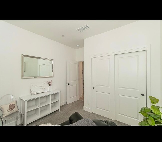 Photo - 4254 Oak Knoll Rd