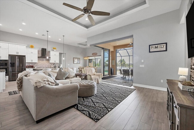 Building Photo - 4286 Harbor Blvd Rental