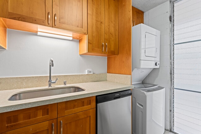 Kitchen - 95-2031 Waikalani Pl Unit APT D605
