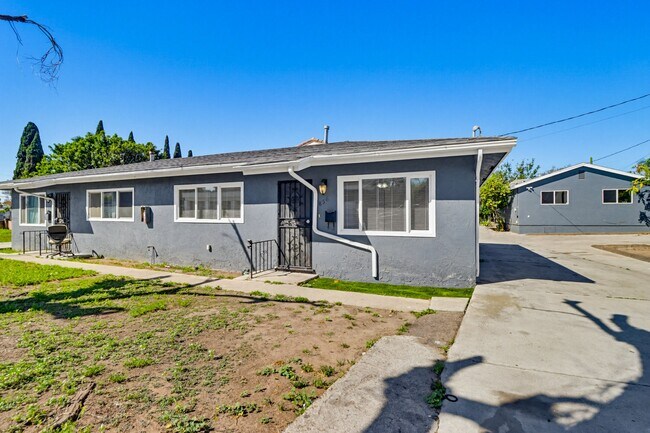 Photo - 856 S Gregory St Unit 856