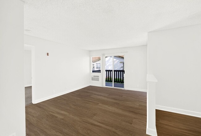 Valley Breeze Apartments
