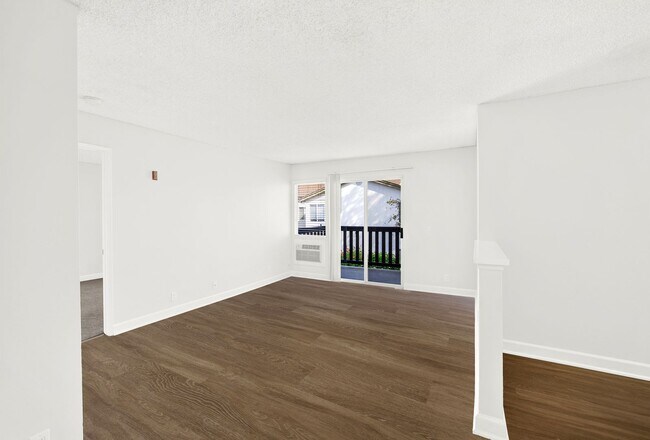 Photo - Valley Breeze Apartments