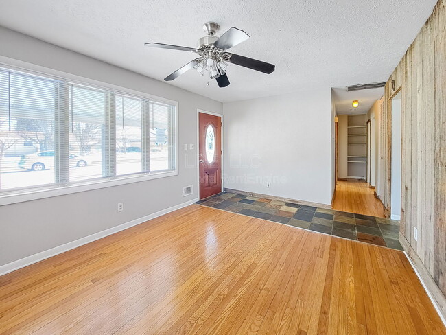 Photo - 8212 Devonshire Dr