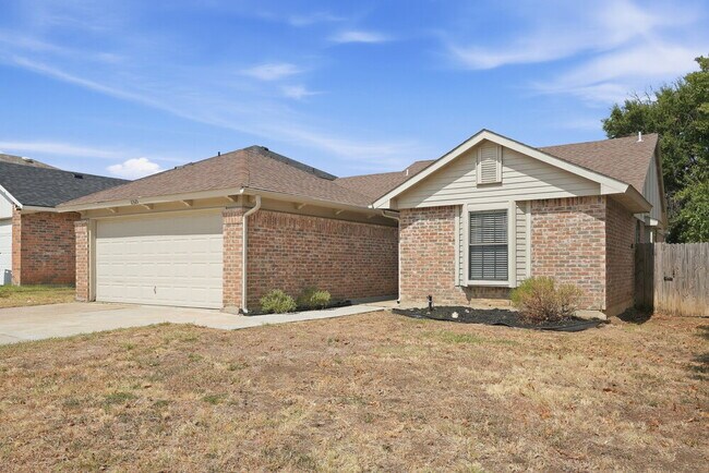 2321 Clareton Dr