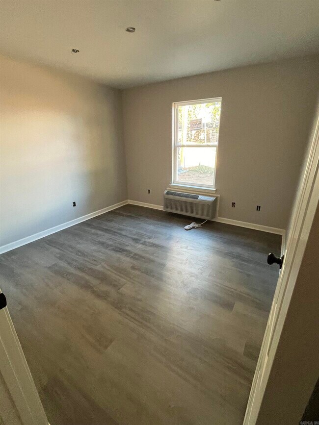 205 Lora Dr Townhome Townhome Rental in Bryant AR