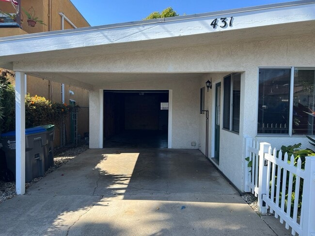 Photo - 431 Kodiak St