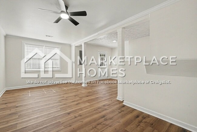 Photo - 4425 Kim St