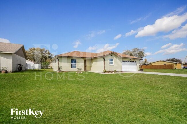 Photo - 585 Koala Dr