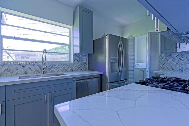 Photo - 372 W Dayton Cir