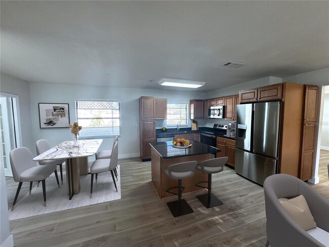 Photo - 16026 Eagle River Way