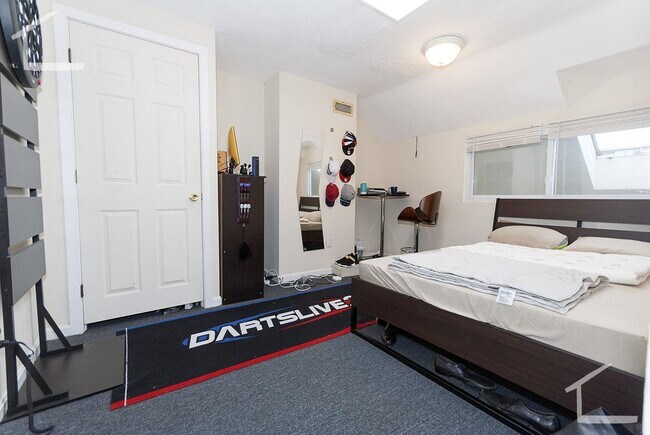 Photo - 145 Glenville Ave