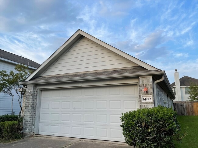 Photo - 14223 Bishop Bend Ln