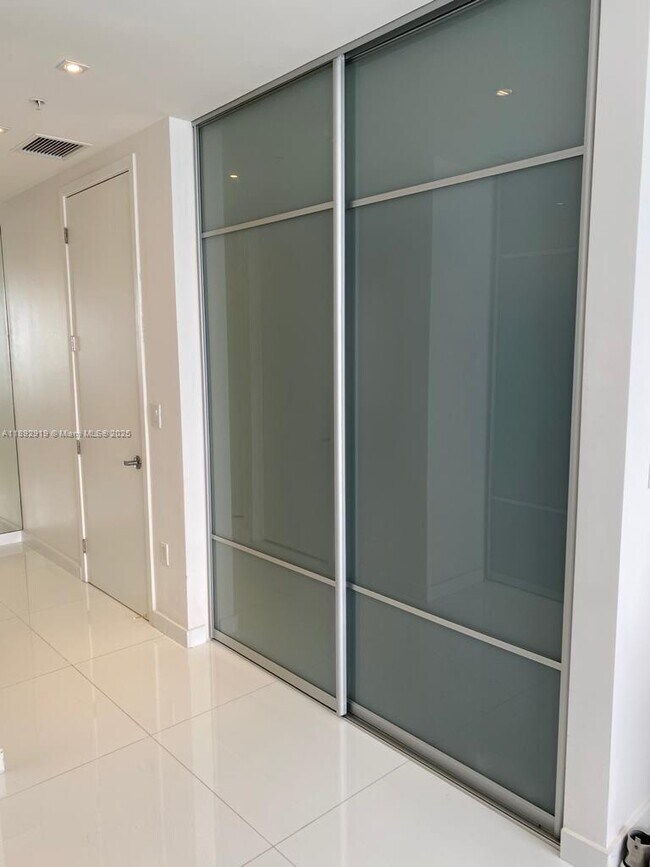 Photo - 18201 Collins Ave Unit 3306