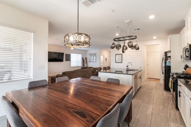 Photo - 1082 Langston Ranch Ave