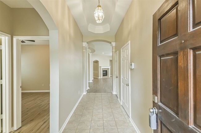 Photo - 10542 Oleander Point Dr