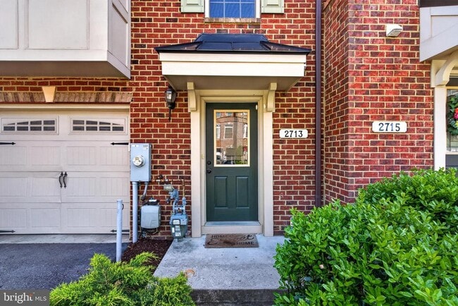 Building Photo - 2713 Prospect Hill Dr