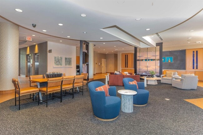 Building Photo - 1350 Broadfield Blvd Unit 318