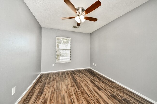 Photo - 2731 Gorki Park Dr