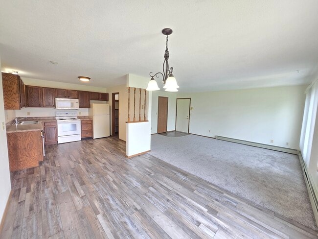 Photo - Pebble Creek Apartments