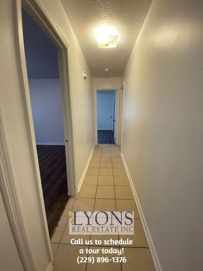 Photo - 2 Bed | 1 Bath Apartment – One-Level Living!