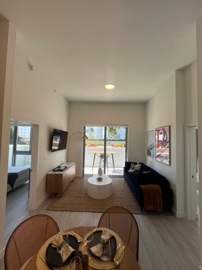 Photo - 1337 NW 32nd St Unit C2