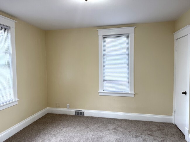Photo - 5113 24th Ave