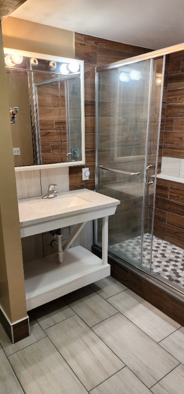 Photo - 5857 J B Hines Rd Unidad Studio