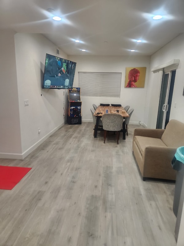 Photo - 866 N Edgemont St Unidad 866