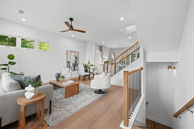 Photo - 1516 Holly Ave