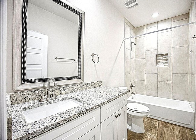 Photo - 156 Remington Rd