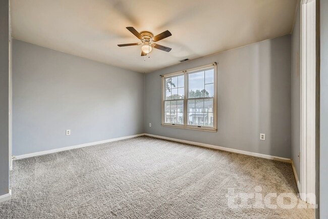 Photo - 13 Craftsman Ct