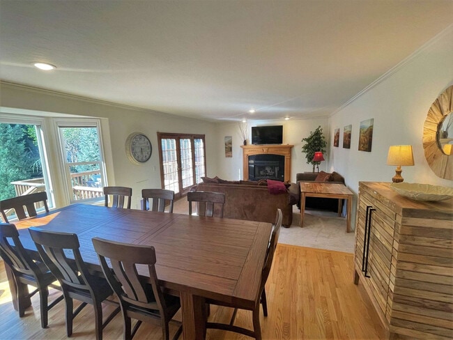 Photo - 2009 Sweetbriar Ln Unit ID1389250P