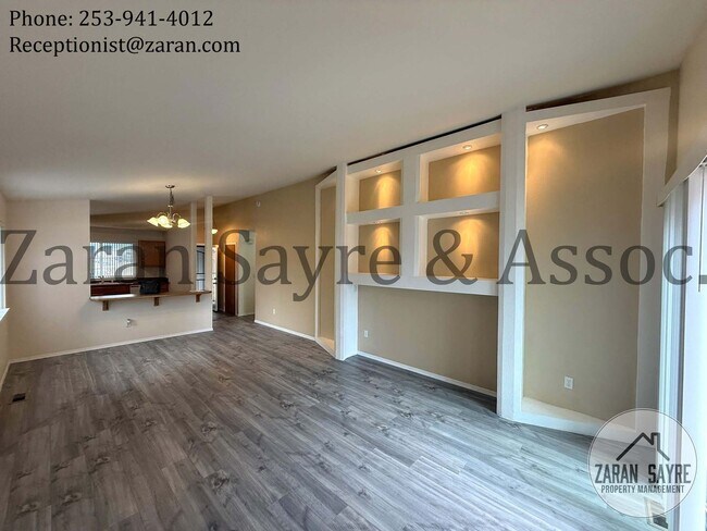 Photo - 109- Lovely home on Tacoma's Eastside!